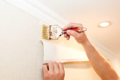 Pose de papier peint à Regnévelle — revêtements muraux et toiles de verre
